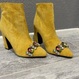 Yellow rhinestone ankle boots / booties